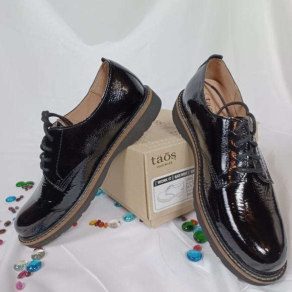 Taos womens sz 9 black patent leather Work it Oxford ♥️ - Picture 7 of 10